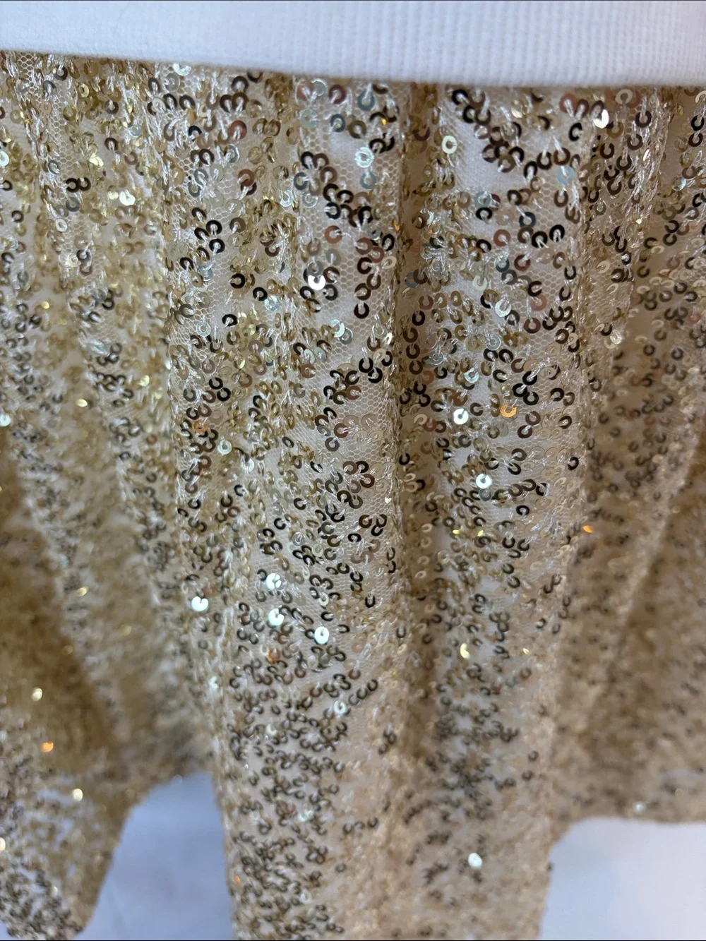 The Children’s Place Girls Cream & Gold Sequin Dress Size 7/8 – NWOT
